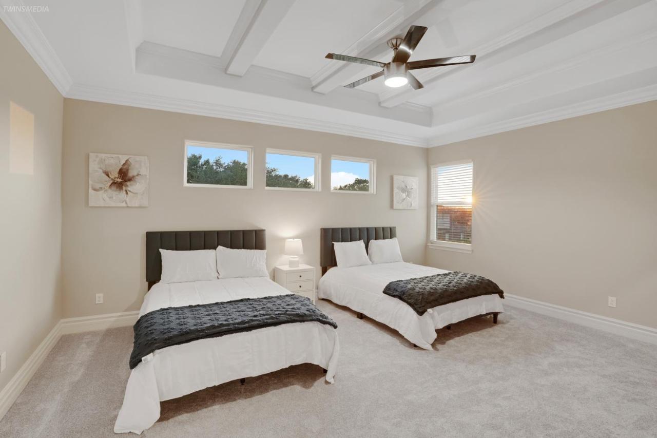 Newly Built Stylish Retreat With Designer Kitchen - Near Park & Beach Corpus Christi Buitenkant foto